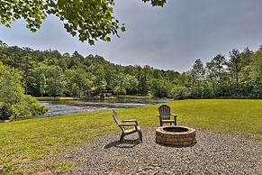 Peaceful Murphy Retreat With Grill & River Views!