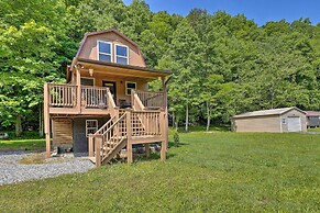 Peaceful Murphy Retreat With Grill & River Views!