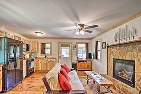 Peaceful Murphy Retreat With Grill & River Views!