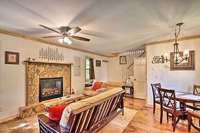 Peaceful Murphy Retreat With Grill & River Views!