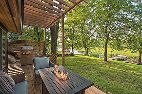 Pine City Getaway, Steps From Snake River!