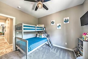 Modern Mtn Retreat, Walk to Lake & Trails!