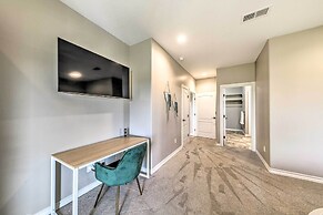 Modern Mtn Retreat, Walk to Lake & Trails!