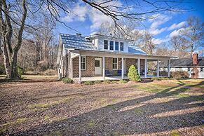Radiant Gloucester House w/ Private Porch!