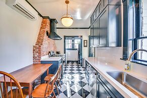 Radiant Gloucester House w/ Private Porch!