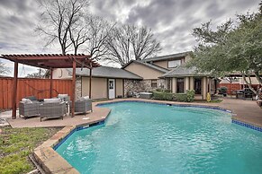 Richardson Retreat w/ Pool & Indoor Hot Tub!