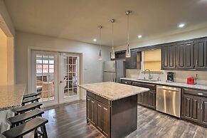 Private Pool & Hot Tub: Richardson Family Retreat!