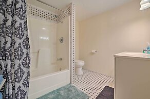 Vacation Rental In-between Houghton & Higgins Lake