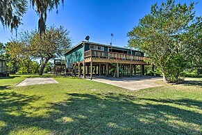 Riverfront Tivoli Escape w/ Bay Access & Dock