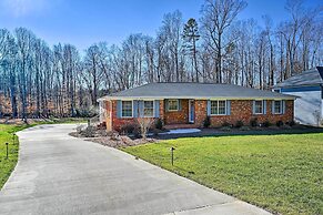 Ranch-style Home 7 Mi to Downtown Greensboro!