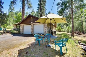 Riverfront Home Near Yosemite National Park!