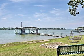 Rustic Lake Buchanan Hideaway w/ Game Room & Grill