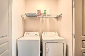 Sleek & Modern Townhome ~ 11 Mi to Dtwn Boise