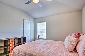 San Antonio Getaway w/ Deck, Fenced-in Yard!