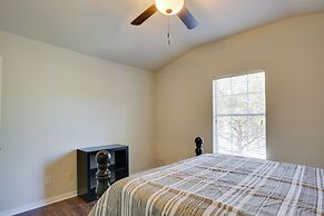 San Antonio Getaway w/ Deck, Fenced-in Yard!
