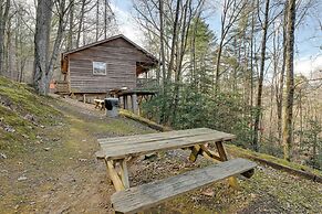 Pet-friendly Smoky Mountain Cabin: Hunt & Fish!