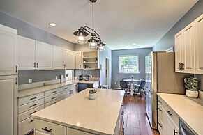 Riverside North Bend Oasis: Stunning Mountain View