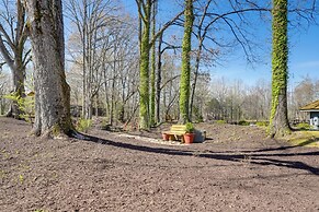 Stunning Southaven Estate: Pool & Spacious Deck!