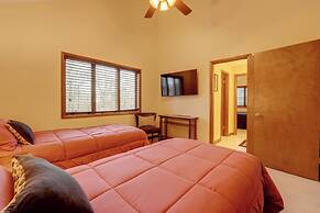 Stunning Southaven Estate: Pool & Spacious Deck!