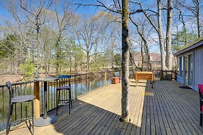 Stunning Southaven Estate: Pool & Spacious Deck!