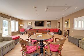 Stunning Southaven Estate: Pool & Spacious Deck!