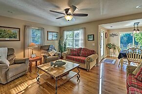 'riverside Hide-a-way' w/ Patio, Bbq, Fishing Pier