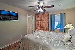 'riverside Hide-a-way' w/ Patio, Bbq, Fishing Pier