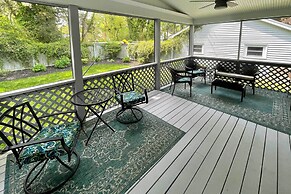 Urbanna Cottage w/ Private Yard & Water Views