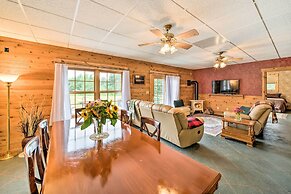 Rustic Keosauqua Gem: Fire Pit & Lake Sugema Views