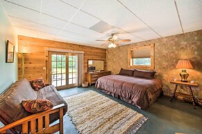 Rustic Keosauqua Gem: Fire Pit & Lake Sugema Views