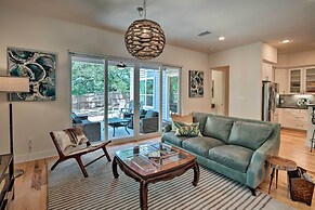 Walk to Lake Austin: Spacious Getaway w/ Patio