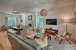 Walk to Lake Austin: Spacious Getaway w/ Patio