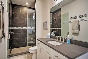 Walk to Lake Austin: Spacious Getaway w/ Patio