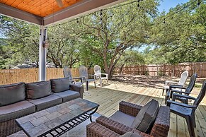 Walk to Lake Austin: Spacious Getaway w/ Patio