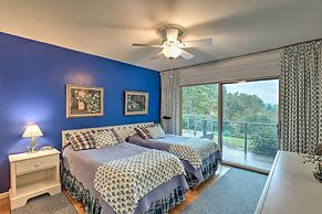 Stunning Fletcher Home: Hot Tub + Fire Pit!