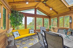 Stunning Fletcher Home: Hot Tub + Fire Pit!