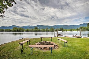Waterfront Cabin w/ 2 Boat Docks & Mtn Views!