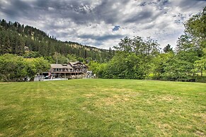 Waterfront Cabin w/ 2 Boat Docks & Mtn Views!