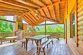Gatlinburg Cabin w/ Home Theater & Hot Tub!