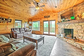 Gatlinburg Cabin w/ Home Theater & Hot Tub!