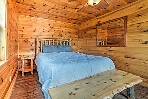 Gatlinburg Cabin w/ Home Theater & Hot Tub!