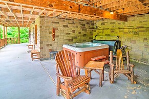 Gatlinburg Cabin w/ Home Theater & Hot Tub!