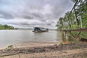 Boat Dock & Fire Pit: 'sunset Cove' Lakefront Gem