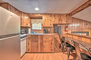 1 Mi to Raystown Lake: 'wyatt Earp Cabin' w/ Deck!