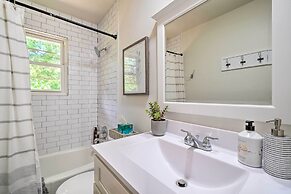 Updated Knoxville Home w/ Media Room + Patio!