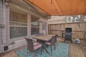 2,500 Sq Ft Townhome - Walk to Central River Oaks!