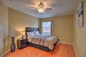 2,500 Sq Ft Townhome - Walk to Central River Oaks!