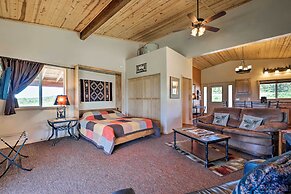 5-acre Moab Studio w/ BBQ & Stunning Mtn Views