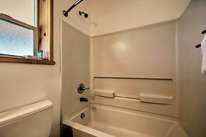 5-acre Moab Studio w/ BBQ & Stunning Mtn Views