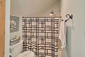 Beech Mountain Ski Condo w/ Private Balcony!